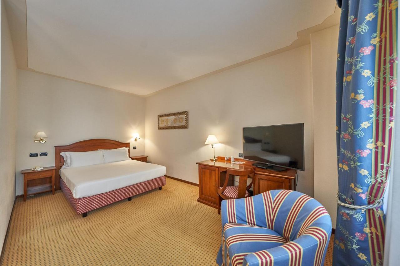 Santo Stefano SPA Relais Sandigliano Esterno foto